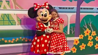 Emma Meets Mickey and Friends at Communicore Hall | Disney World | Emma Cole