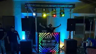 STAFF #Dinamusic instalando el equipo para un evento