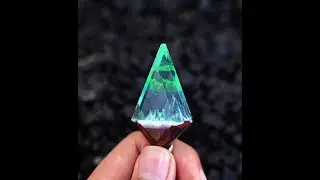 AURORA in Resin pendant | RESIN ART | Aurora borealis resin tutorial | Aurora borealis resin pendant