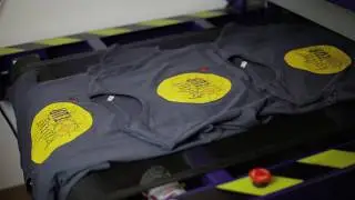 Wie funktioniert Siebdruck auf Textilien - Textildruck Berlin bei paniho Shirt