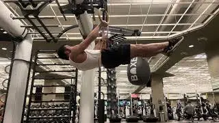 X-light Banded Assist Full Front lever hold (9 seconds) 