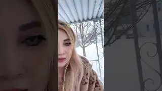 It's snowing really, really hard today, so I can't go to work. Haha #family #asmr #puppy