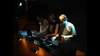 Gravity Djs 