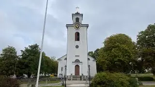 Klockorna i &Ouml;stra Tors&aring;s kyrka (Mellan klockan ur funktion)
