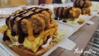 Best Homemade Pork Burger !! Malaysian Street Food, Kota Samarahan, Sarawak (Only USD 1.17/ RM5)