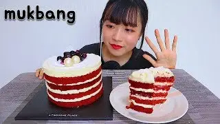 투썸 플레이스 레드벨벳 케이크 디저트 먹방입니다~! Red Velvet Cake eating sound eating show レッドベルベットケーキ 食べ放送