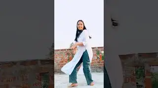 Shaky shaky 🔥#ShakyShakyChallange #DanceWithManshi #NewMusic #DanceHit #TrendingDance #YoutubeShorts