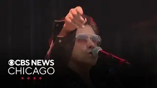 John Stamos joins The Beach Boys at Riot Fest