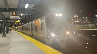 MNRR: 2 #M7A&rsquo;s on TK 1 & 3 to Southeast & North White Plains is arrived at #Fordham Station in MNRR