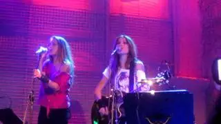 Evridiki feat. Efstathia & Peni Ramantani (Onar) - Oulla xalali sou LIVE
