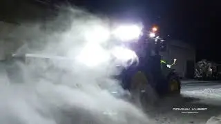 John Deere 7290R Snow plowing