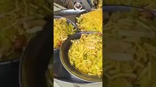 Rassa poha making😋&nbsp;#foodies&nbsp;#streetfoodindia&nbsp;#foodvlog&nbsp;#foodshorts&nbsp;#shortsfeed&nbsp;#poharecipe&nbsp;#food