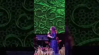 dhum thana🎶From yesterday's Vayalar Award function at Nishagandhi #livesinging #shorts #aparnarajeev