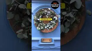 Super easy hack to fix Christmas Wreath (feat. Cordless glue gun)