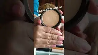 #beccacosmetics #champagnepop highlighter