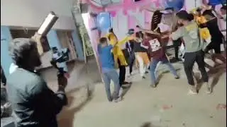 डांस 💃, तभी बारातियों ने मचा दिया बवाल!🎥🤣  #ShaadiComedy #BaratiDance #FunnyVideo #BiharStyle