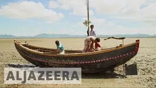 Rohingya refugees risk dangerous journeys to escape violence