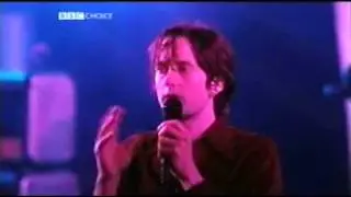 Jarvis Cocker tells a fan to shut up (2002)
