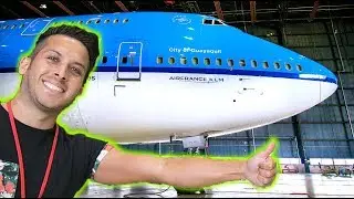 AQUÍ GUARDAN LOS AVIONES, GIGANTES! 😱 | Alex Tienda ✈️