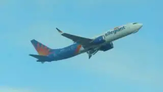 Allegiant Boeing 737-MAX 8 taking off from Fort Lauderdale