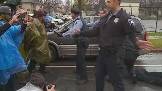 MPD Remove Protesters From 4th Precinct Building