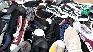 Mtumba shoes Bales......Rubber shoes Bales available Both men ladies and children call +254754954682