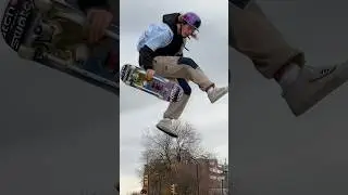 @authenticandyanderson Crazy Trick 😳 #NkaVids #Skateboard #Skateboarder #Skateboarding #Skate