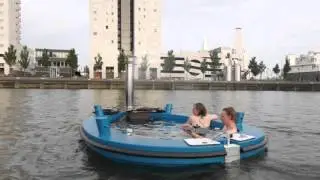 HotTug  Combination of Boat and Hot Tub