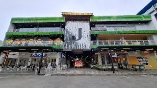 Tempat Hangout Baru dengan Konsep Terbuka di Jatinegara - JTown Food & Entertainment