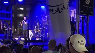 Chris Young Introduces Band | &ldquo;Free Bird&rdquo; + &ldquo;Kiss&rdquo; Live | Losers Nashville Album Launch 2025 🔥 