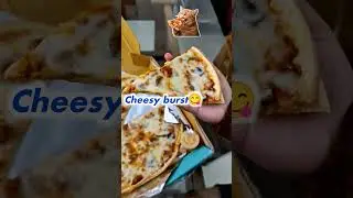 cheesy burst pizza😋🍕🍕#shorts #youtubeshorts #trending #viral #pizza #food