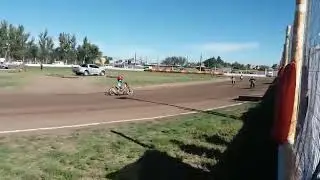 Motovelocidad en &oacute;valo.VALENTINA SUAREZ #93