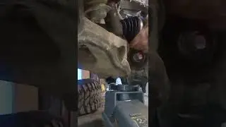 2001 Toyota driver side broken axle replacement