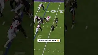 DEMOND WILLIAMS HURDLES A MAN FOR TOUCHDOWN 😱 #hurdle #TD  #washington #demondwilliams