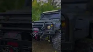 Land Rover Defender Trx4 showing off it glory. #defender #landrover #hobby #explore #offroad #trx4