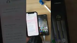 WhatsApp shows I'm online even when I'm not actively using the app