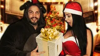 J'OUVRE MES CADEAUX DE NOËL AVEC LE RENNE DU PÈRE NOËL !🎄🤶🎁