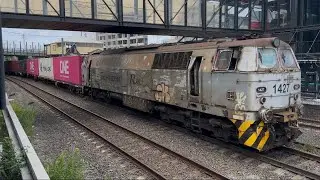 15/12/25 - QUBE T251 passing Dulwich hill with 1427