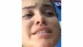 Mulher com medo de rato - tem dois