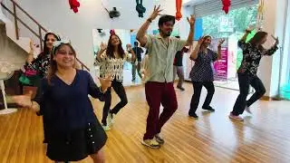 Bollywood Dance Workout Mix - Warm-up | Retro Mix | Bollywood Fitness workout | Dance Fitness |