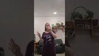 Белые обои, чёрная посуда... #белые #family #singer #cover #musicfamily #music #coversong #singing