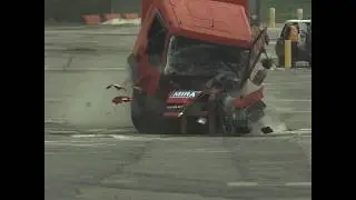 Cami&oacute;n Bolardo 4 patas frente