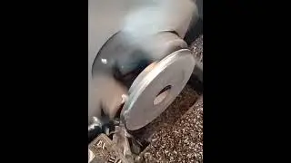 45 degree turning tool for turning outer circle! Cast steel flange lathe processing!