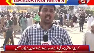 Karachi: Sit-in Protesters Block M.A. Jinnah Road Against Faizabad Operation