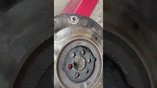 Punca masuk gear terasa gegar-gegar  permukaan flywheel tidak rata (khas kereta manual)