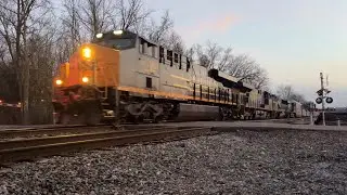 CSX 1967 (Seaboard Coast Line) Leads Manifest North | Fairdale, KY - 12/27/2025