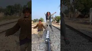 Allah he sa madad#viralvideo#ytshorts#train #islamicprayer#pakistan