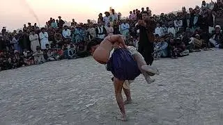 Pehlwan Aurangzaib Narejo Vs Pathan Malh Mukablo at Sain Girghaal Shah Nauder Part 2   Part 1