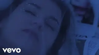 Mercedes - Laura Palmer ft. Mercedes Bentso