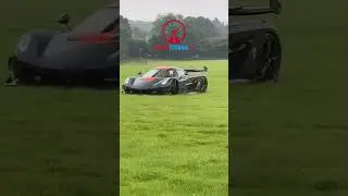Koenigsegg Jesko: Gardener is here with his #lawnmower #shorts #youtubeshorts #greenkeeper #hypercar